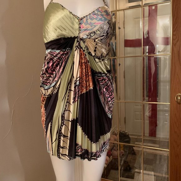 Robe en satin. NEUVE - Picture 3 of 6